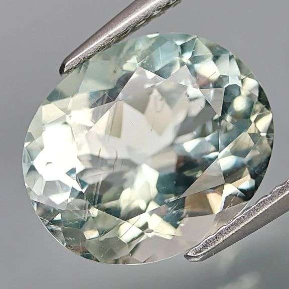 Sparkling! 4.16ct all natural platinum green Aquamarine!!!