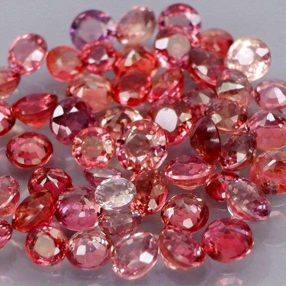 Untreated! Rare color! 4.48ct Imperial red Sapphire set!!!