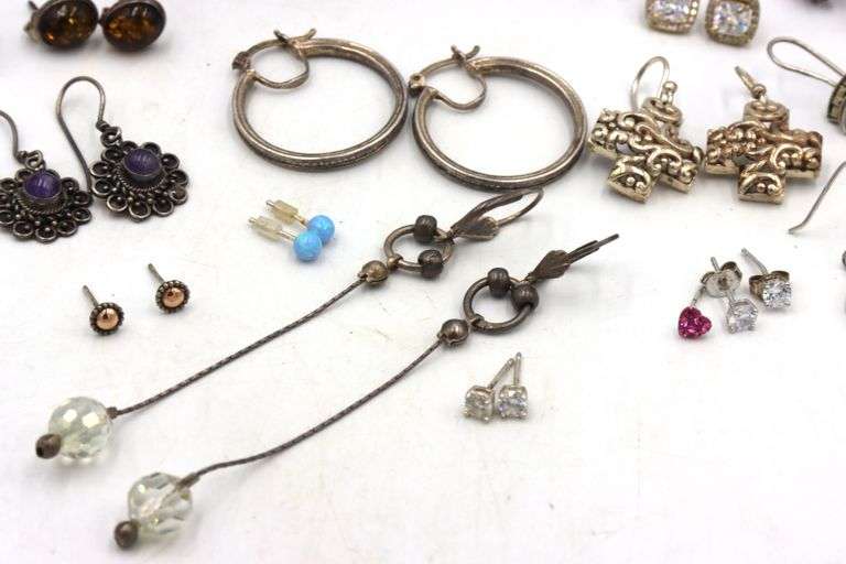 Vintage 925 sterling silver group lot of earrings
