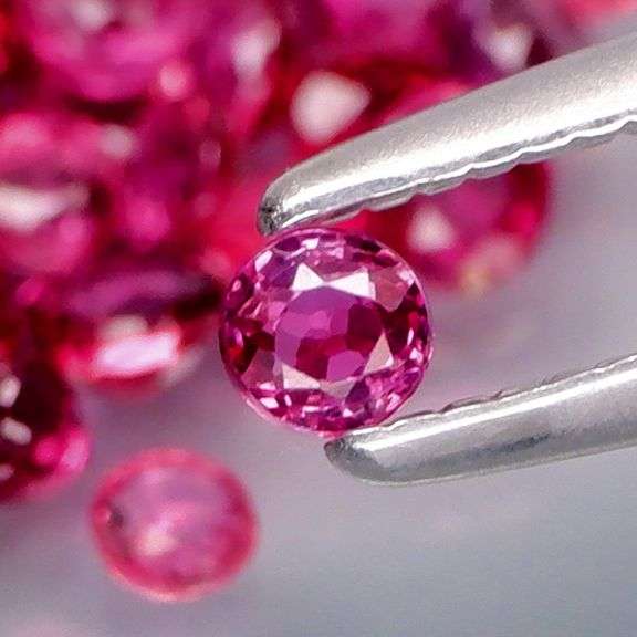 Superb 4.90ct violet red Ruby set -UNTREATED!!!