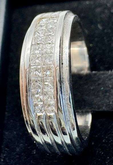 14K White Gold Princess Cut Diamond Ring