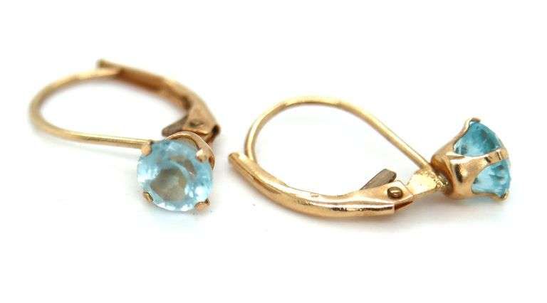 14kt Yellow gold blue topaz earrings