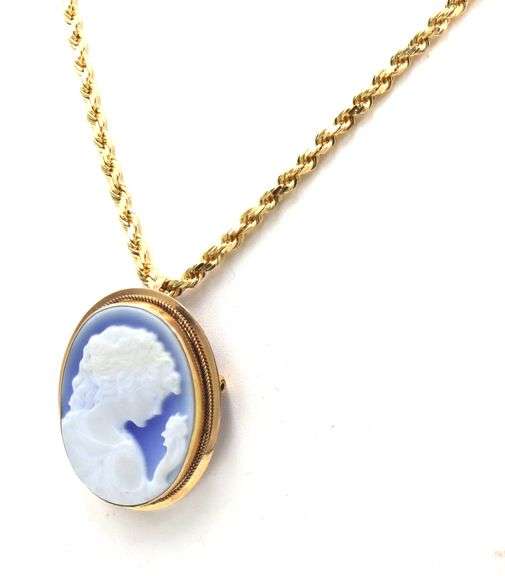 14kt Yellow gold Cameo brooch pendant on rope chain necklace