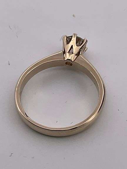 BRAND NEW 14K YELLOW GOLD DIAMOND ENGAGEMENT RING