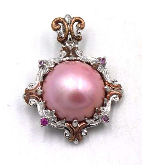 Set of 925 sterling silver mother of pearl pendant, ring and earrings