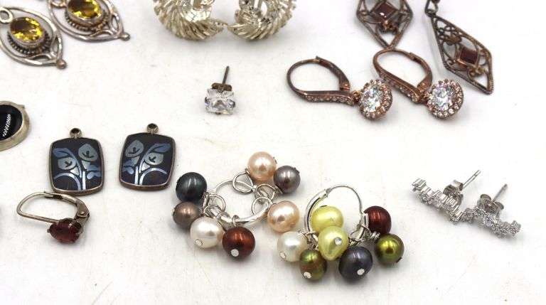 Vintage 925 sterling silver group lot of earrings
