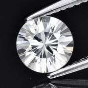 Outstanding! 1.49ct VVS round brilliant Zircon solitaire