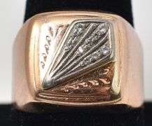 Mesmerizing Men's Square Top Ring in 14K Rose Gold