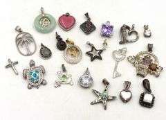 Group lot of Vintage 925 sterling silver charms pendants