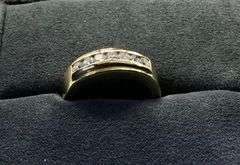 MEN’S 14K YELLOW GOLD NATURAL DIAMOND WEDDING BAND