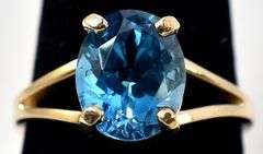 Brilliant Topaz Ring in 14K Yellow Gold