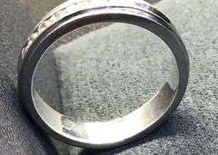 MEN’S 14K WHITE GOLD NATURAL DIAMOND WEDDING BAND