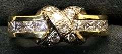 MEN’S 14K YELLOW GOLD NATURAL DIAMOND WEDDING BAND