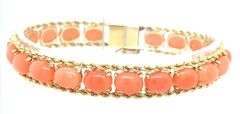 14kt Yellow gold oval coral link bracelet with rope trim