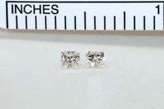 Princess-cut Natural Diamond Pair