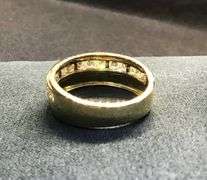 MEN’S 14K YELLOW GOLD NATURAL DIAMOND WEDDING BAND
