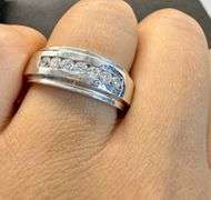 14K White Gold Round Brilliant Cut Diamond Ring
