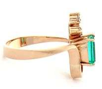 18kt Yellow gold Emerald cut and diamond fancy ring
