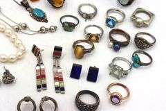 Big group lot of vintage 925 sterling silver jewelry