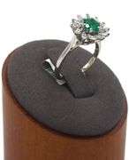 Apx 0.60ct Emerald & Apx 0.25ctw G VS Single Cut Diamond Flower Ring