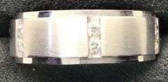 MEN’S 14K WHITE GOLD ROUND CUT DIAMOND WEDDING BAND