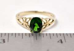 Dazzling 10K Yellow Gold Green Gemstone Ring