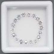 Brilliant! 2.06ct diamond cut diamond white Sapphire set