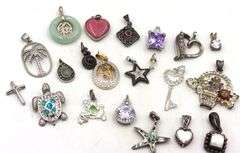 Group lot of Vintage 925 sterling silver charms pendants