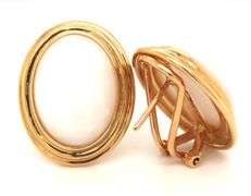 14kt Yellow gold oval white Jade earrings
