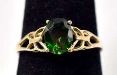 Dazzling 10K Yellow Gold Green Gemstone Ring