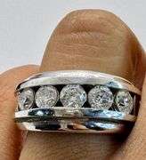 14K White Gold Round Brilliant Cut Diamond Ring