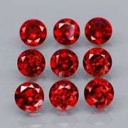 Glittering! 8.75ct UNTREATED cherry red Mozambique Garnet set