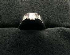 MEN’S 14K WHITE GOLD NATURAL DIAMOND RING