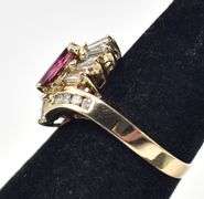 Beautiful 14K Yellow Gold Red Garnet and Diamond Ring