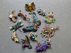 12-Piece Vintage-Style Animal Brooch Pin Set