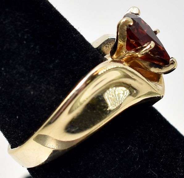 Amazing 14K Yellow Gold Red Garnet and Diamond Ring