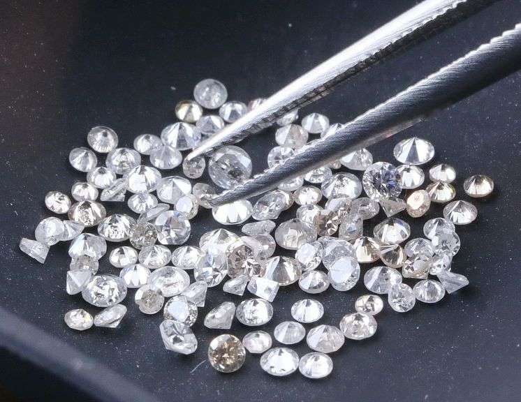 High fire 1.52ct set of round brilliant Diamonds!