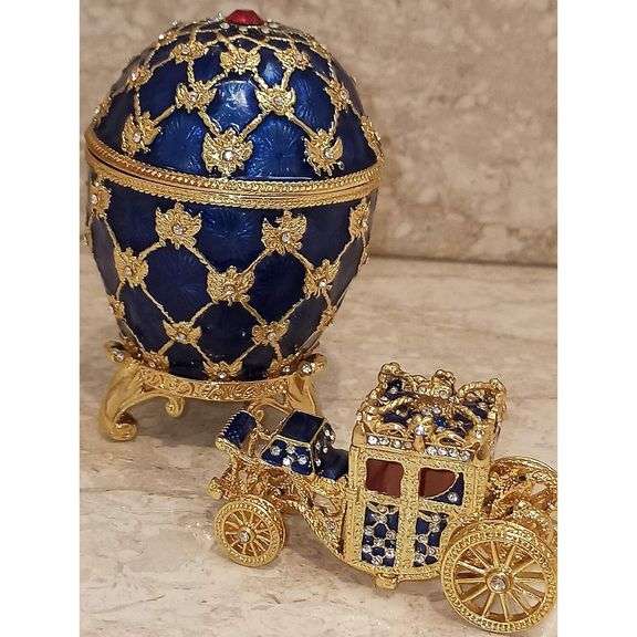 Russian Empress Carriage Egg with 24K Gold & Austrian Crystals