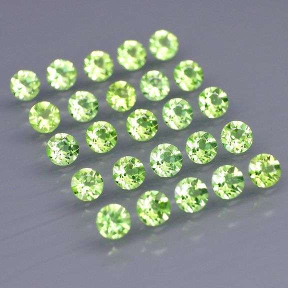 Diamond cut! Untreated! Jeweler matched! 4.65ct Peridot set!