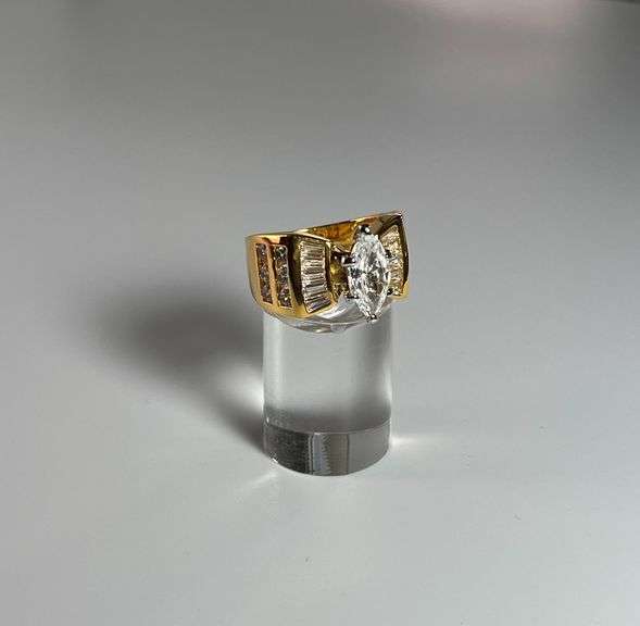 Ladies Sparkling 14 Kt Yellow Gold Plated 3.35 Ct Marquis Cut Lab Simulated Diamond Ring