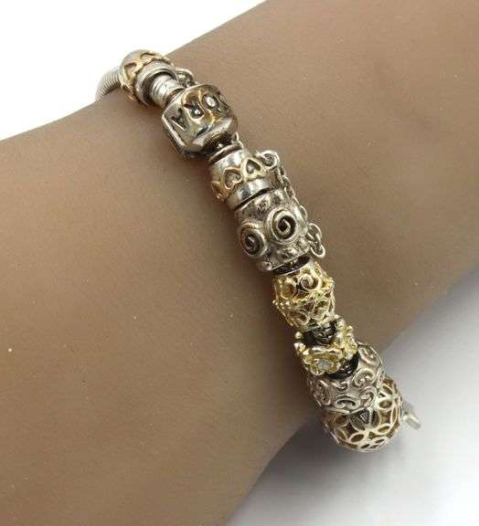 925 Sterling silver Pandora silver bracelet with charms
