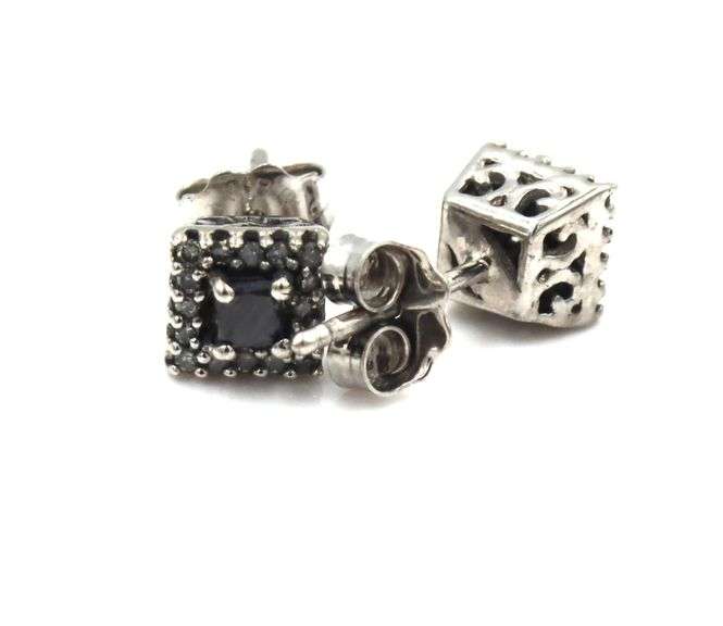 10kt White gold black and white diamond stud earrings