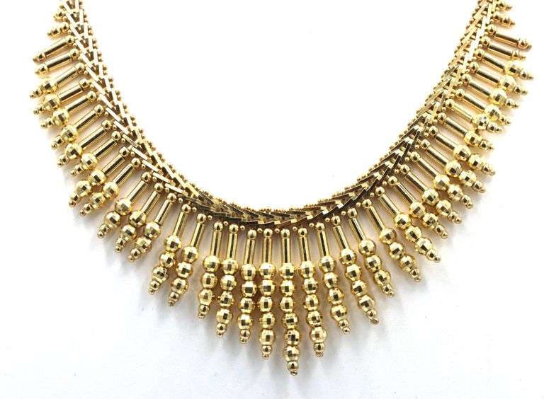 Italian 925 Sterling silver Cleopatra style necklace adorned with diamond cut beads