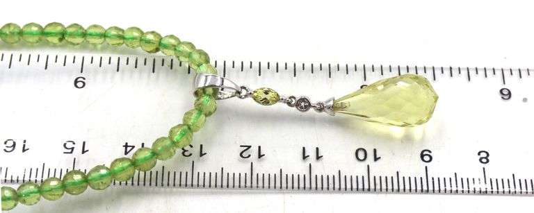 Peridot beaded necklace with white gold clasp