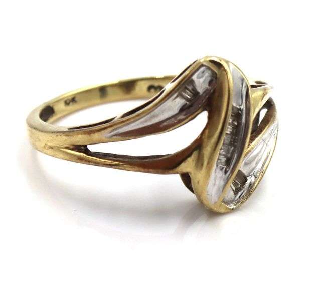 10kt Yellow gold diamond cross over ring