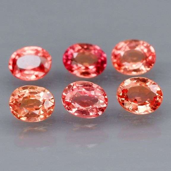 Dynamic 2.92ct Padparadscha Sapphire set