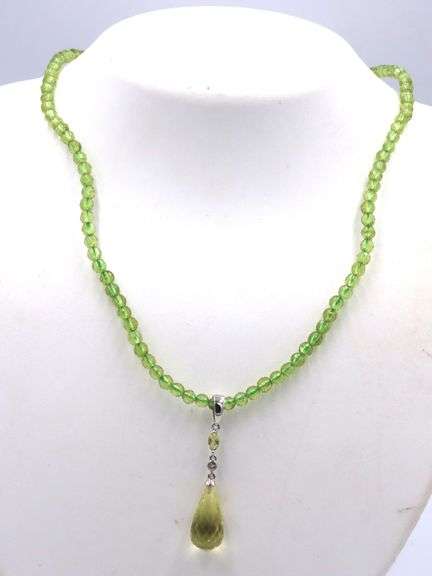 Peridot beaded necklace with white gold clasp