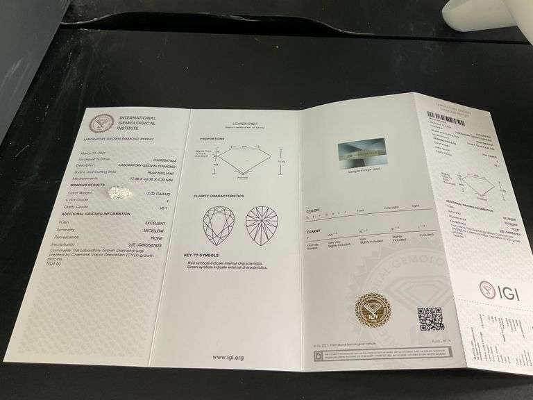 I.G.I CERTIFIED LOOSE DIAMOND 7.02 CARAT LAB GROWN PEAR SHAPE F-VS1