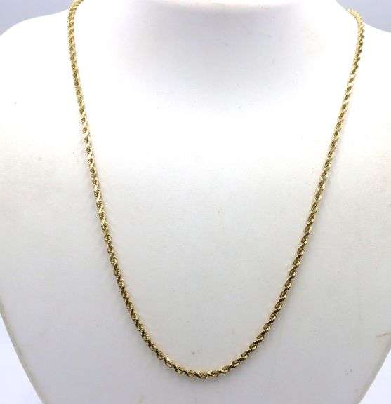 10kt Yellow gold rope chain necklace