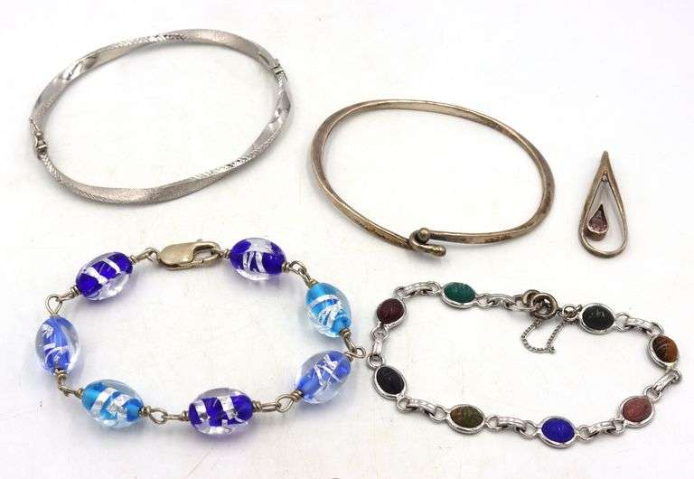 Group lot of Vintage 925 sterling silver mixed jewelry